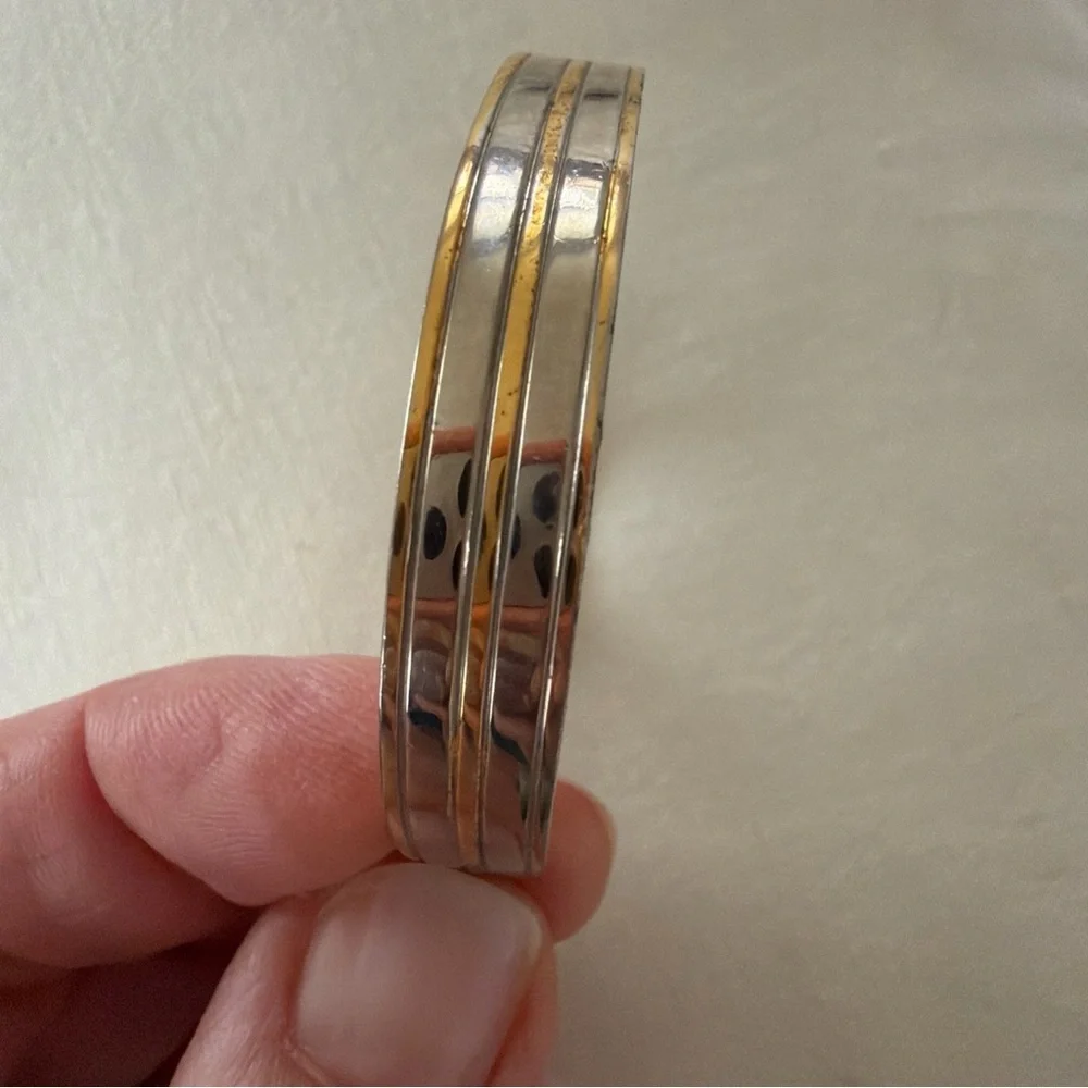 Vintage 24K Electro Plated Magnetic Gold Silvertone Cuff Bracelet 6-5/8